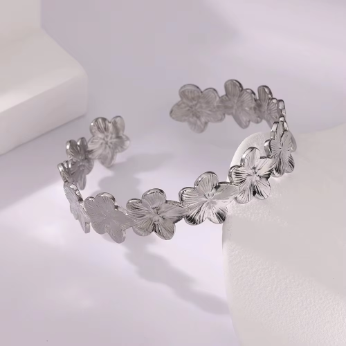 Imagen de Pulsera Dorada de Hojas y Flores para Mujer y Hombre