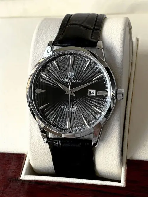 Image de Montre Homme Élégante en Cuir - Quartz Etanche avec Calendrier