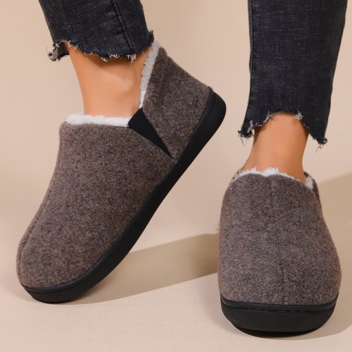 Immagine di Shevalues Pantofole invernali da uomo Scarpe da uomo in pelliccia di cotone Moda outdoor Casual Pantofole soffici calde Scarpe da uomo piatte in peluche per interni
