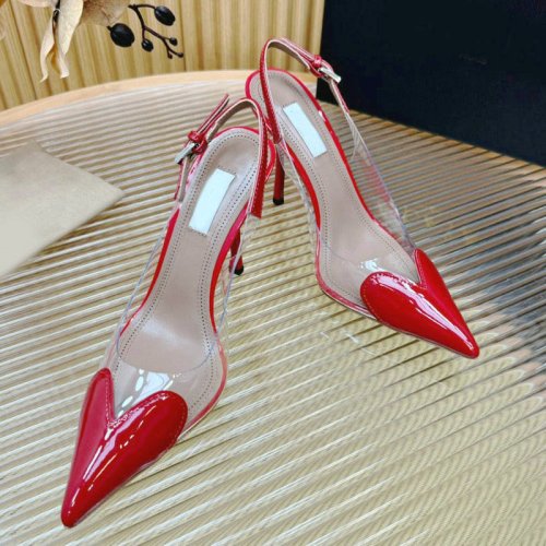 Bild von Sexy High Heels mit Herz-Design – Trendige Damen-Sandalen 2025