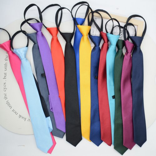Image of Elegant 5cm Narrow Black Polyester Necktie for Women – Simple Zipper Closure Skinny Tie for Wedding, Casual Wear & Everyday Style
