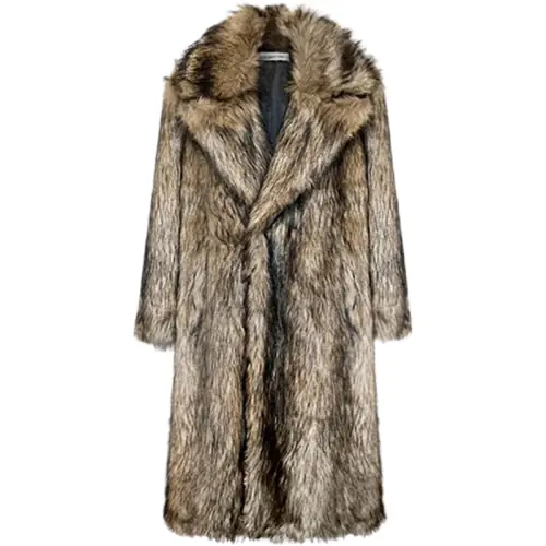 Image de Manteau en Fourrure de Loup pour Homme - Chaud & Élégant