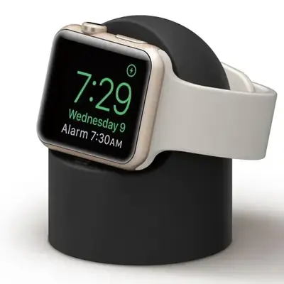 Image de Support de Chargeur pour Apple Watch en Silicone - Table de Nuit