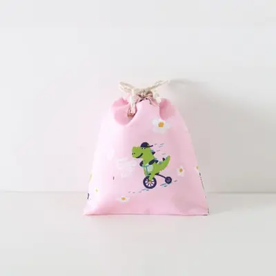 Image de Sac Cadeau Fleuris en Coton - Idéal pour Noël & Voyages