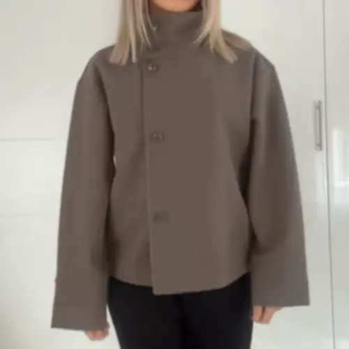 Image de Manteau Femme Automne 2024 - Élégant & Chaud