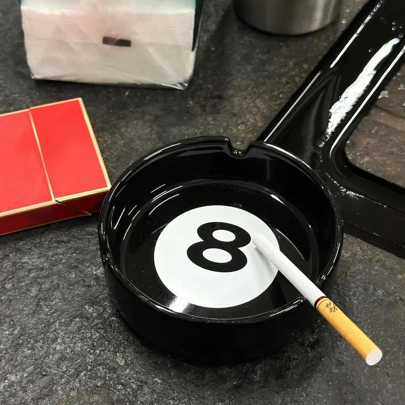 Imagen de Cenicero de Cerámica Negro Elegante y Resistente – Diseño Moderno Ideal para Salas de Billar, Bares en Casa, Fiestas y Regalos Creativos