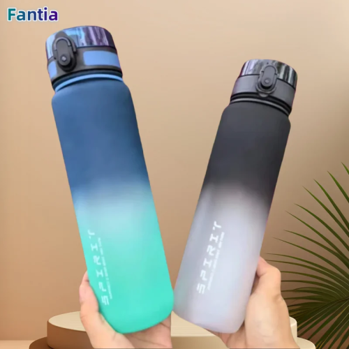 Afbeelding van 500 ml en 1000 ml sportwaterfles met motivatieprint – lekvrije, draagbare en herbruikbare plastic beker voor outdoor, reizen, gym en dagelijks gebruik