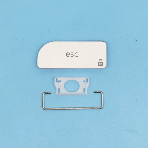 Biały Esc i zawias
