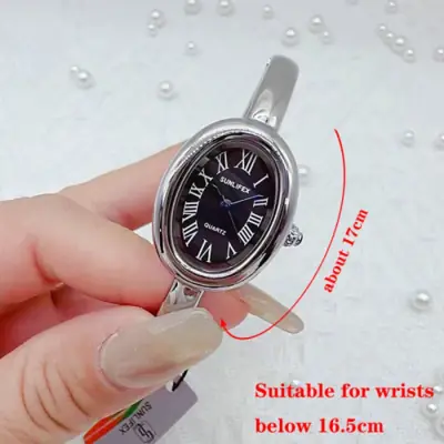 Image de Montre Femme Luxe avec Diamants - Cadran Ovale Élégant