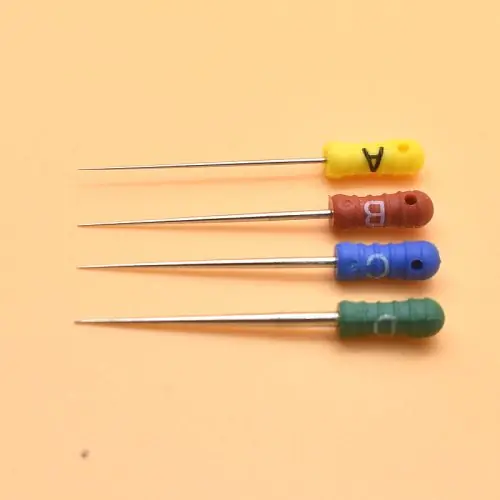 Image de Kit Écarteurs Dentaires 4 Pièces - Nettoyage Précis des Canaux Radiculaires