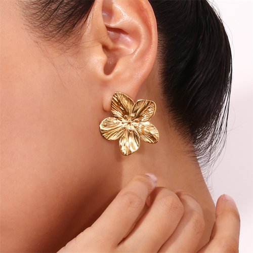 Afbeelding van Vintage Gouden Kleur Bloem Stud Oorbellen voor Vrouwen – Eenvoudige Geometrische Design, Perfect als Feestgeschenk of Dagelijks Accessoire