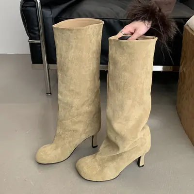 Image de Bottes de Luxe Hiver Femme - Genou Haut & Talons Fins
