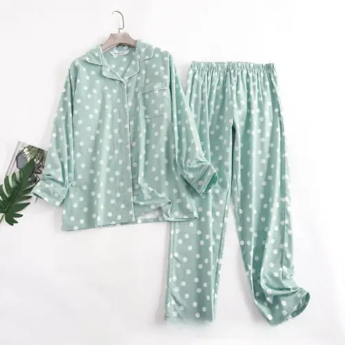 Image de Pyjama Flanelle Confortable pour Femme