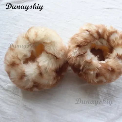 Image de Chapeau de Noël Peluche Renne & Chaussettes Chauffantes