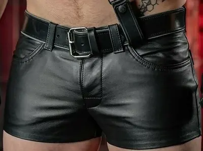 Image de Shorts Hommes Noir Style Punk - Décontracté & Tendance
