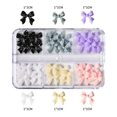 Image de Boîte de Breloques Nail Art - 30 Pièces Rose, Blanc, Noir