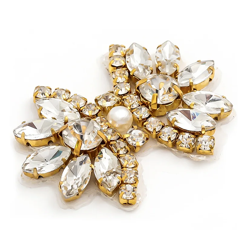 Immagine di Patch Applique da Sposa in Cristallo con Fiocco Piccolo – Accessorio Fai Da Te per Abito Nuziale con Strass e Ferro da Cucire Incluso
