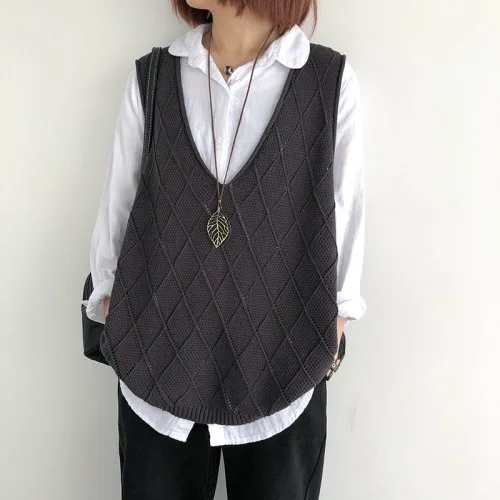 Gris oscuro