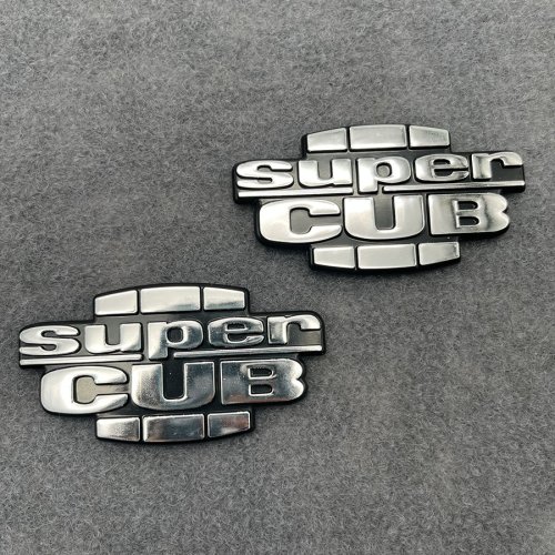 Afbeelding van Chroom Super Cub Embleem - Stijlvolle Badge voor Honda Motorfietsen
