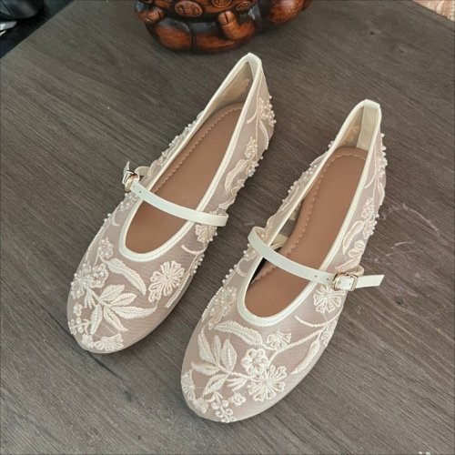 Imagen de Zapatos Mary Jane Blancos para Mujer 2025
