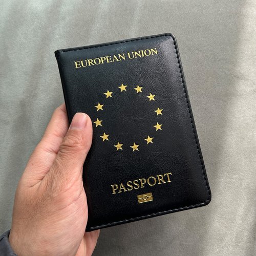 Imagen de Funda de Pasaporte UE: Protección Segura y Estilo