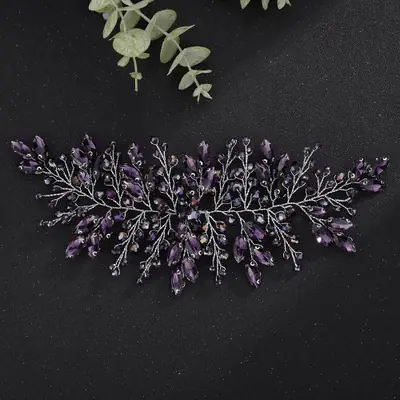 Image de Diadème Strass Rouge - Accessoire de Mariée Élégant