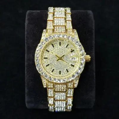 Image de Montre Femme Élégante en Diamant - Argent & Acier Inoxydable