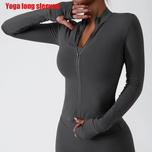 Gris oscuro
