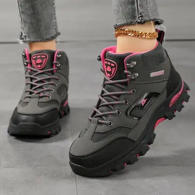 Image de Bottes Imperméables Femme - Randonnée & Travail