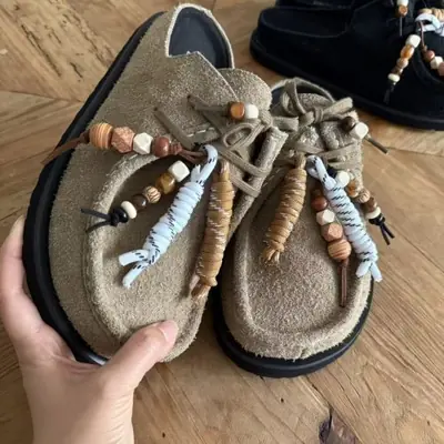 Image de Sabots en Cuir Suédé - Confort Été pour Hommes & Femmes