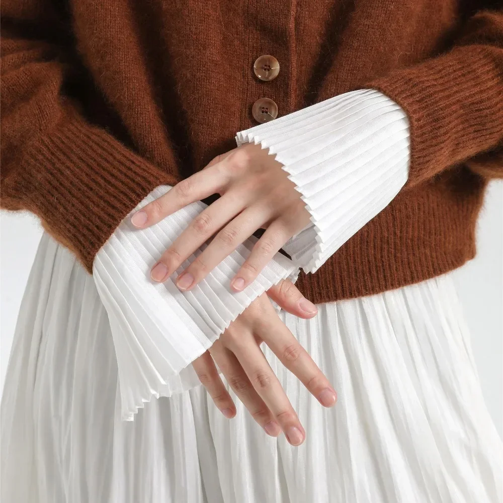 Immagine di Polsini Finti in Chiffon con Volant Pieghettati – Maniche Svasate Staccabili per Abiti Eleganti e Casual