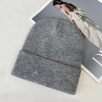 Image de Bonnet Tricoté Unisexe - Chaud & Élégant
