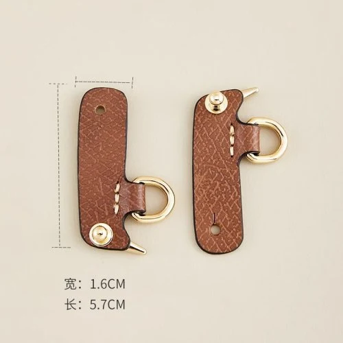 Bruin Buckles alleen