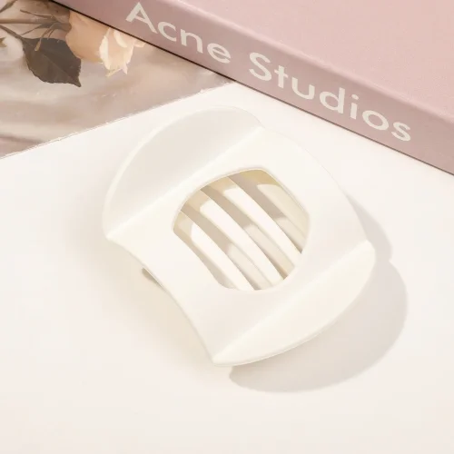 L-mate blanco