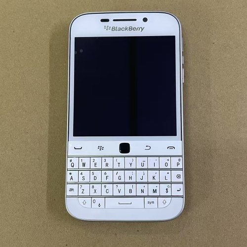 Immagine di BlackBerry Classic Q20 - Smartphone con Tastiera QWERTY, 4G LTE e 16GB