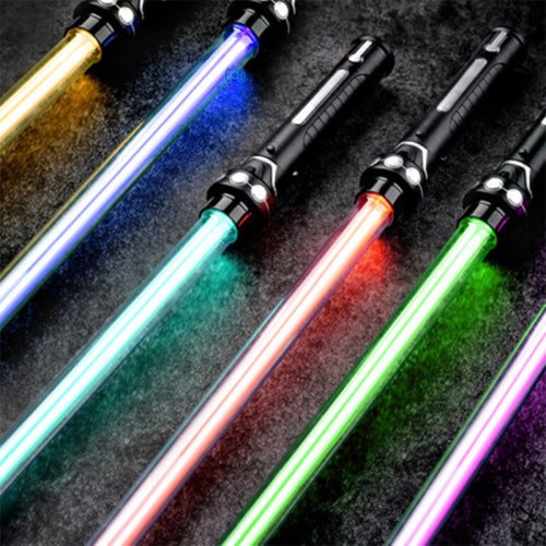 Bild von Neues RGB-Lichtschwert mit Laser-Effekt – 7 Farben wechselnd, Soundeffekte und Force FX, Jedi-Spielzeug für Kinder, Blaster-Design, ideales Geschenk