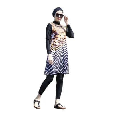 Image de Burkini Femme Musulmane - Maillot de Bain Modeste & Élégant