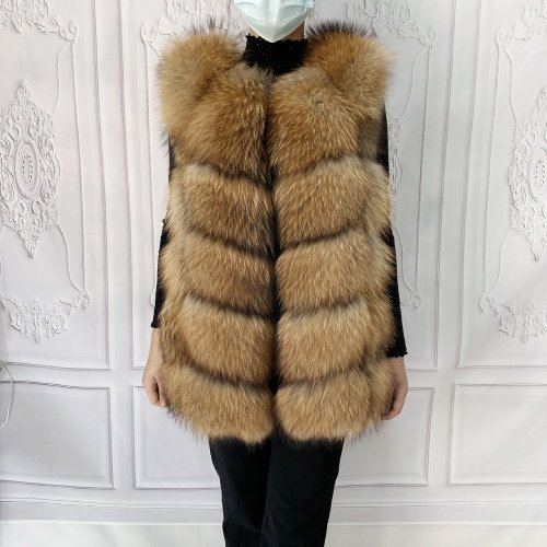 Image de Manteau en Fourrure de Ratón Laveur Véritable - Élégance Naturelle