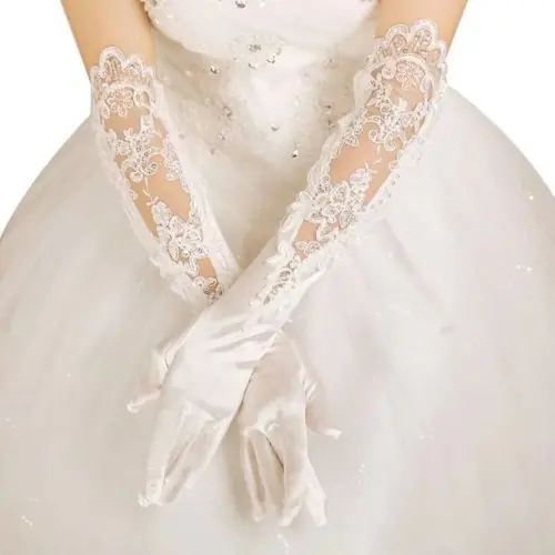 Image de Gants de Mariée Vintage en Satin Blanc
