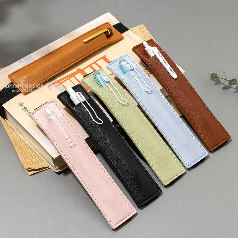 Bild von Vintage Leder-Stiftehalter mit Sicherheitsriemen – Tragbares, multifunktionales Federmäppchen aus Rindsleder zum Befestigen an Büchern und Notizheften