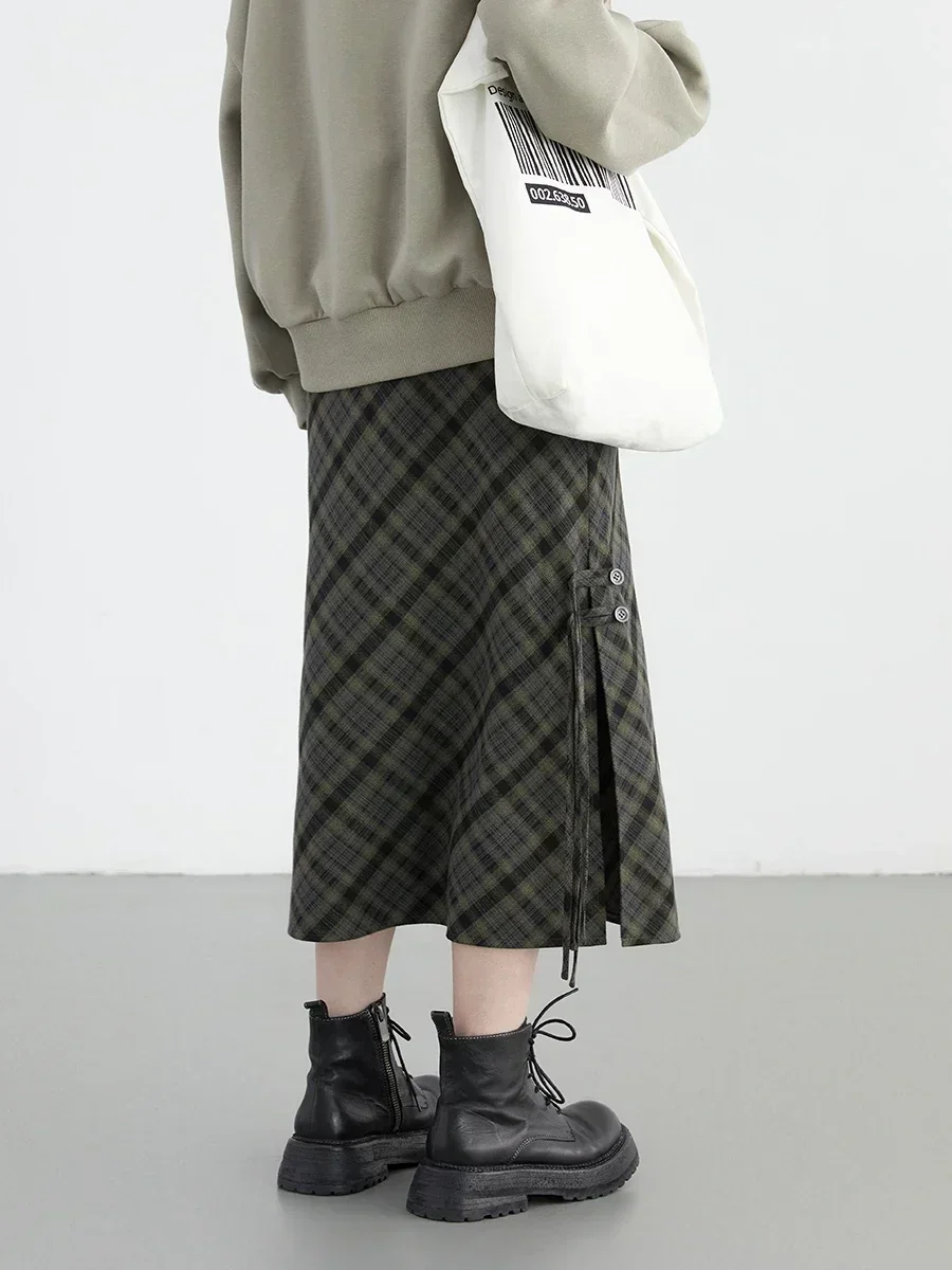 Bild von Stilvoller Plaid-Rock mit Hoher Taille – Trend 2024