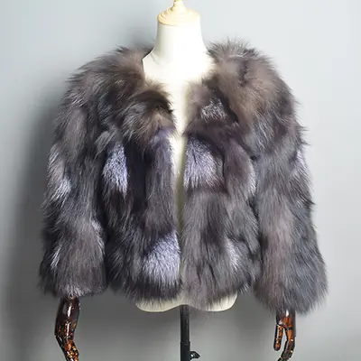 Image de Veste en Fourrure de Renard Véritable - Style Court & Chaud