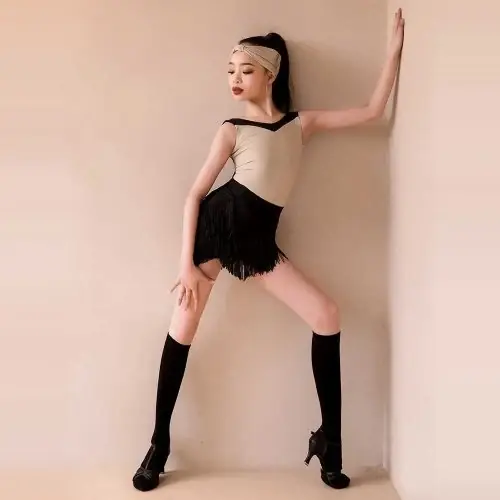 Image de Costume de Danse Latine pour Filles - Élégant & Performant
