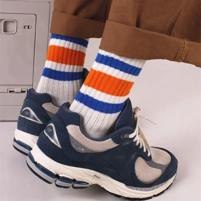 Image de Chaussettes de Basket à Rayures Vintage - Coton Japonais Épais