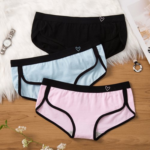 Immagine di Set di 3 Slip Donna in Cotone Sportivo - Vita Bassa, Morbidi e Traspiranti per Fitness e Ogni Giorno