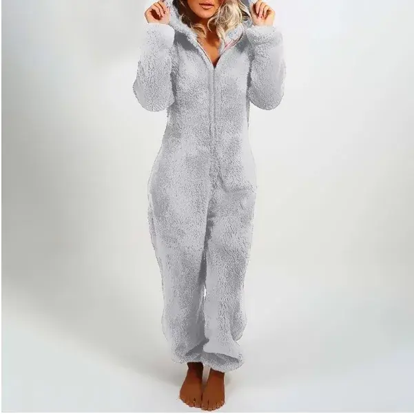 Image de Pyjama Onesie Femme à Capuche - Confort Hiver 2023