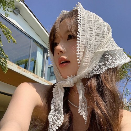 White2