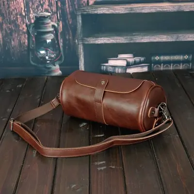 Image de Sac à bandoulière rétro homme - Style baril élégant