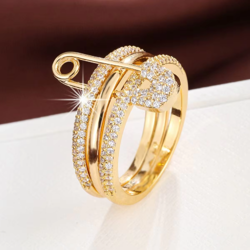 Imagen de Anillo de Clip de Papel Apilado con Tres Anillos en Imitación de Cobre Descolorido, Diseño Moderno y Sencillo para Mujeres