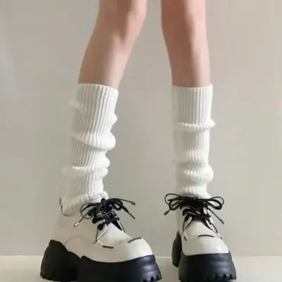 Image de Jambières Lolita Chaudes Blanc & Noir - Y2K